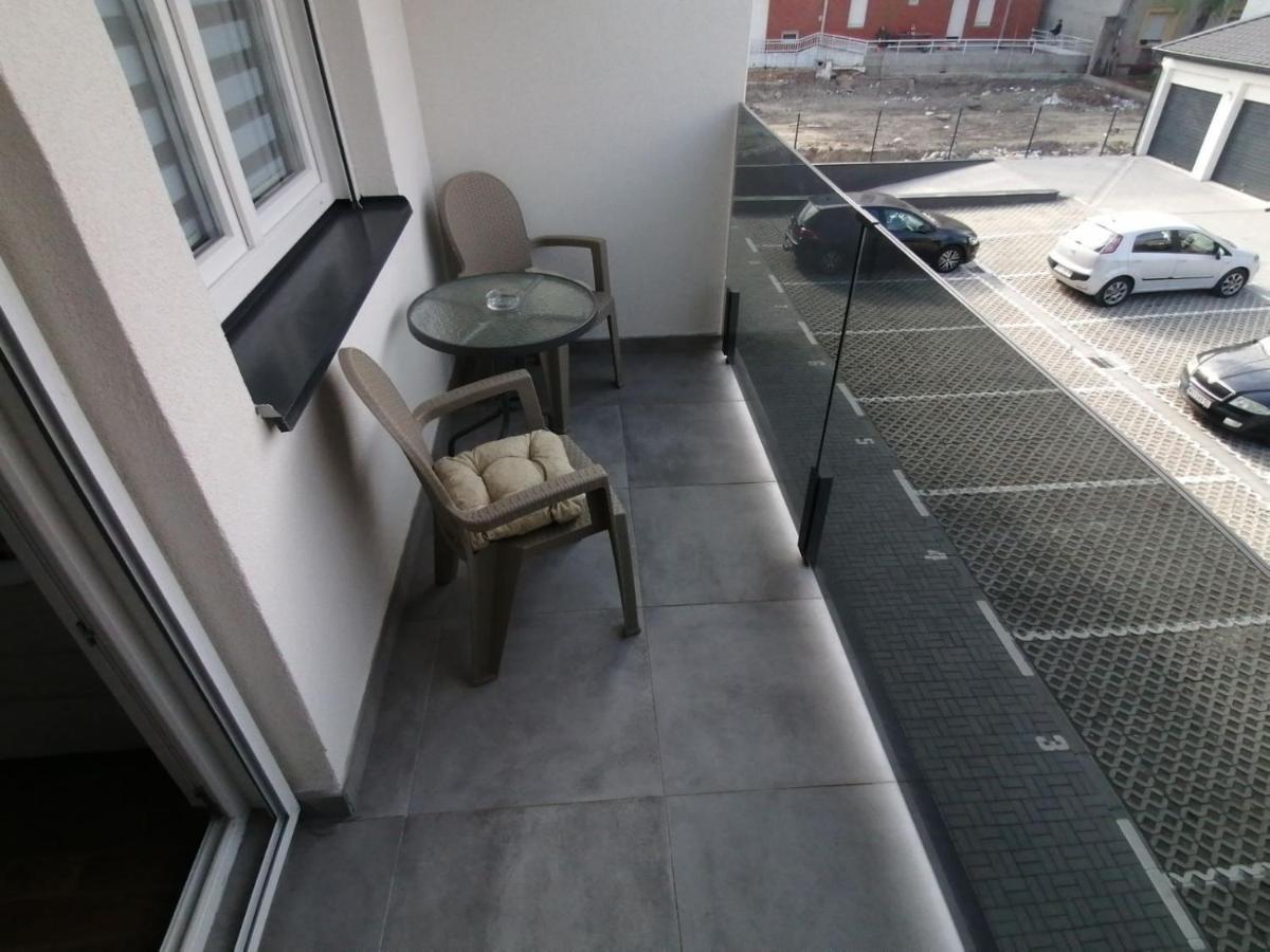 Spring Deluxe Daire Novi Sad Dış mekan fotoğraf